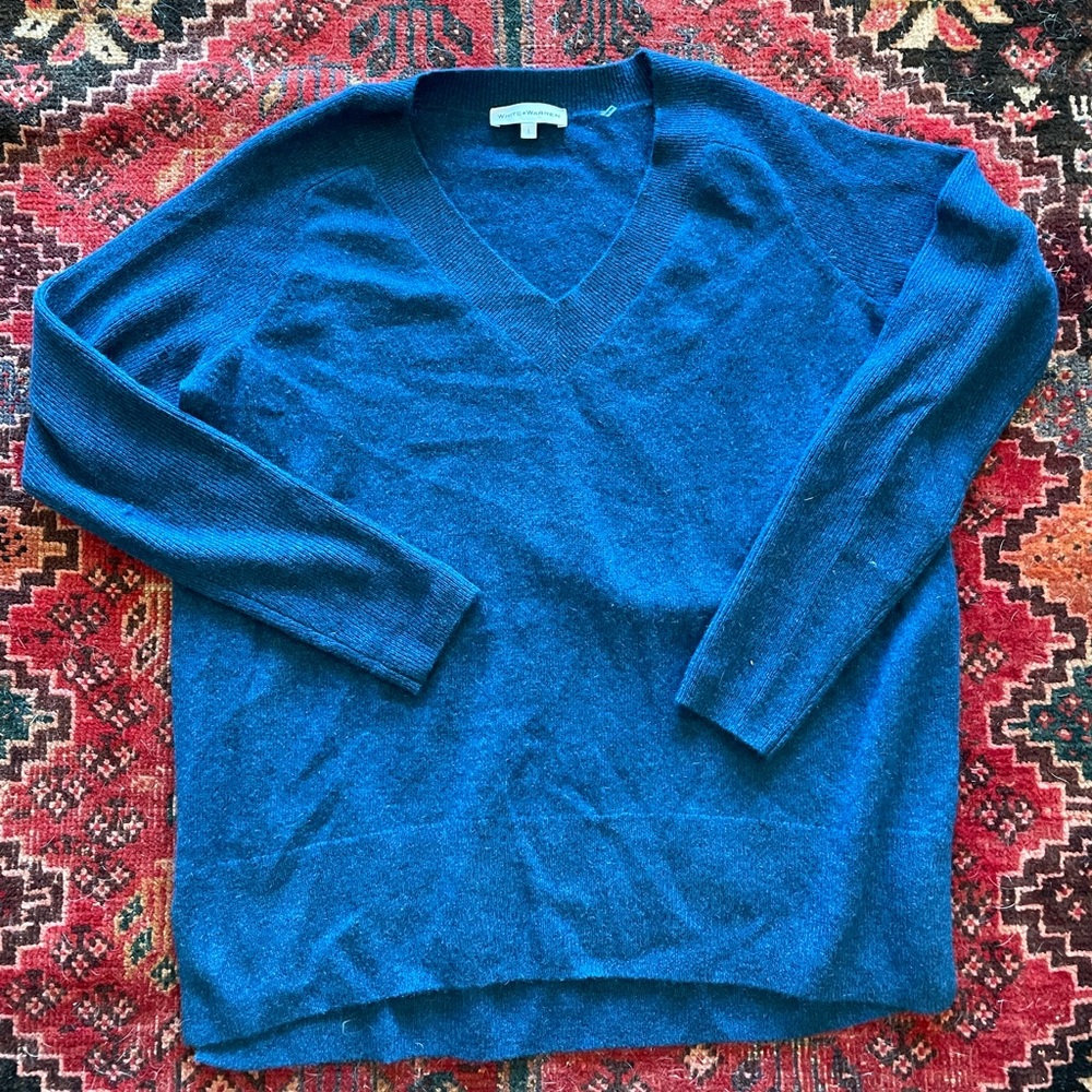White+Warren Cashmere V neck